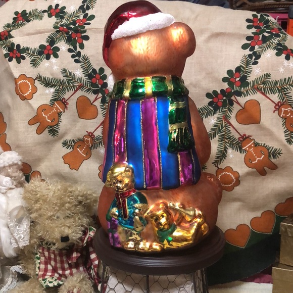 Thomas Pacconi Classics 2004 collection Holiday Bear 17.5”x9.25” - Picture 3 of 5